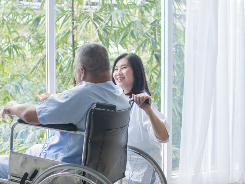 [Muitas instalações na província de Saitama] Cuidados de enfermagem/emprego de funcionários em tempo integral/suporte de qualificação/alto salário!