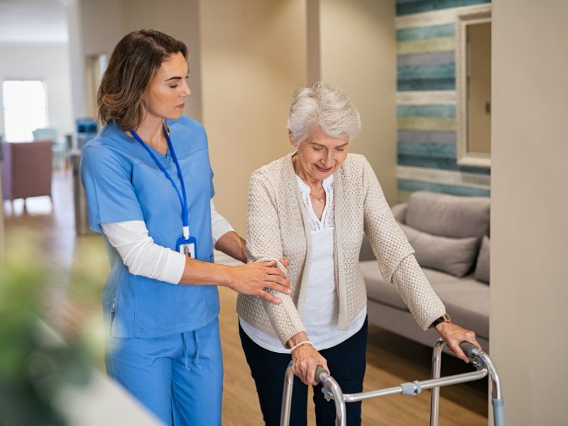 [Muitas instalações em uma cidade e três prefeituras!] Avance em sua carreira com enfermagem/emprego em tempo integral/suporte de qualificação/alta renda anual!