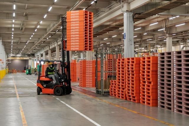 主要化妆品制造商仓库员工（八王子）