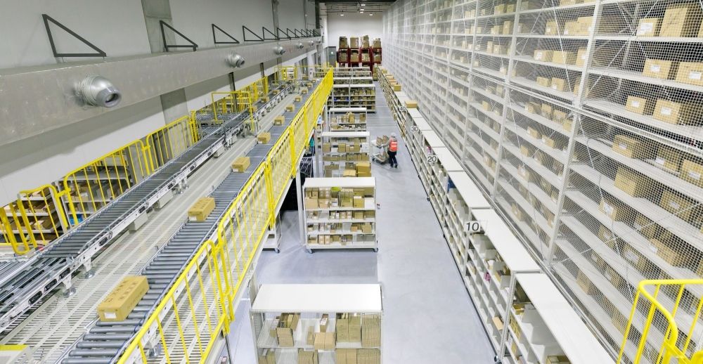 主要化妆品制造商仓库员工（八王子）