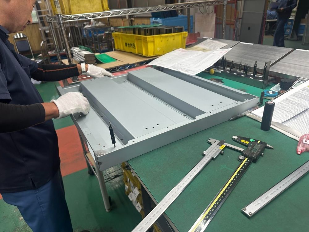 【正社員】検査、梱包作業スタッフ／未経験OK/給与209,200円～