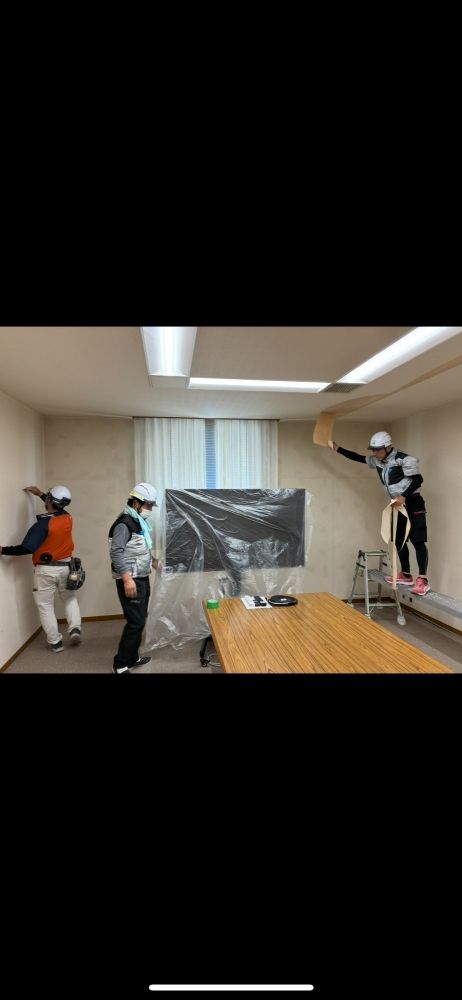 [Trabalho de acabamento interior] Recepção inexperiente/Sistema completo de semana de trabalho de dois dias/carro da empresa disponível/Trabalho estável