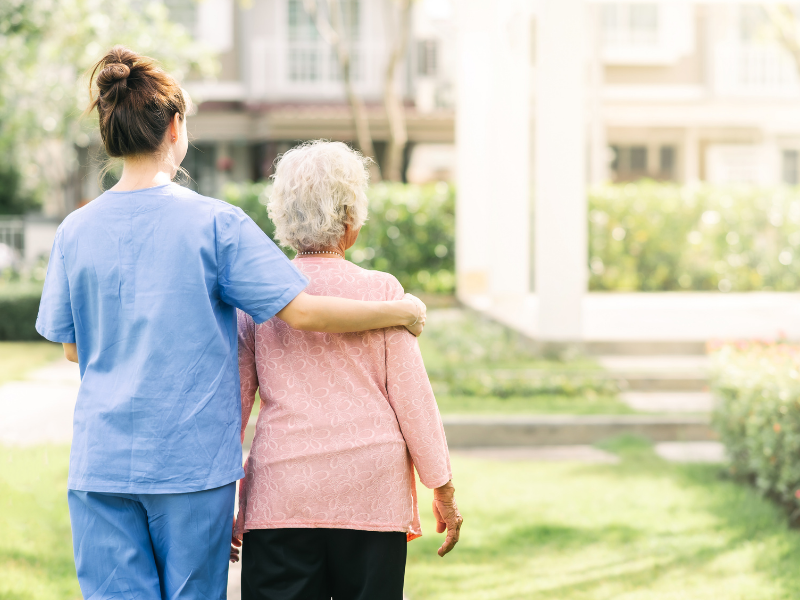 [Atsugi-shi, Kanagawa-ken] enfermagem/funcionário em tempo integral/suporte de qualificação/salário mensal 240.000 ~/melhoria da previdência