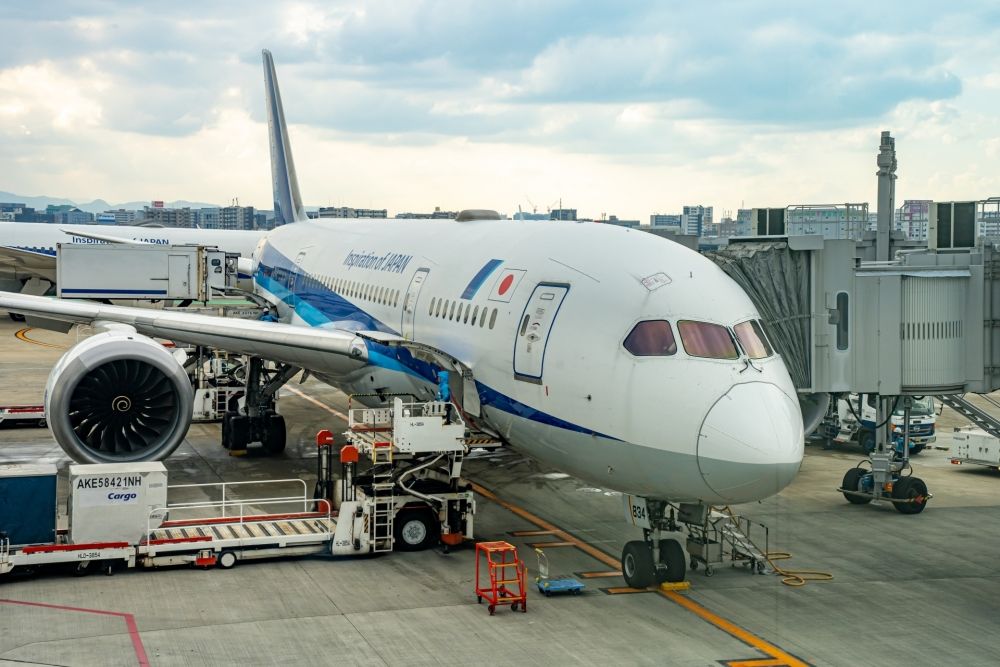 높은 시간당 임금 1,450엔 ♪ 중부 국제공항 무역 업무, 항공 화물 서류, 전액 비자 지원