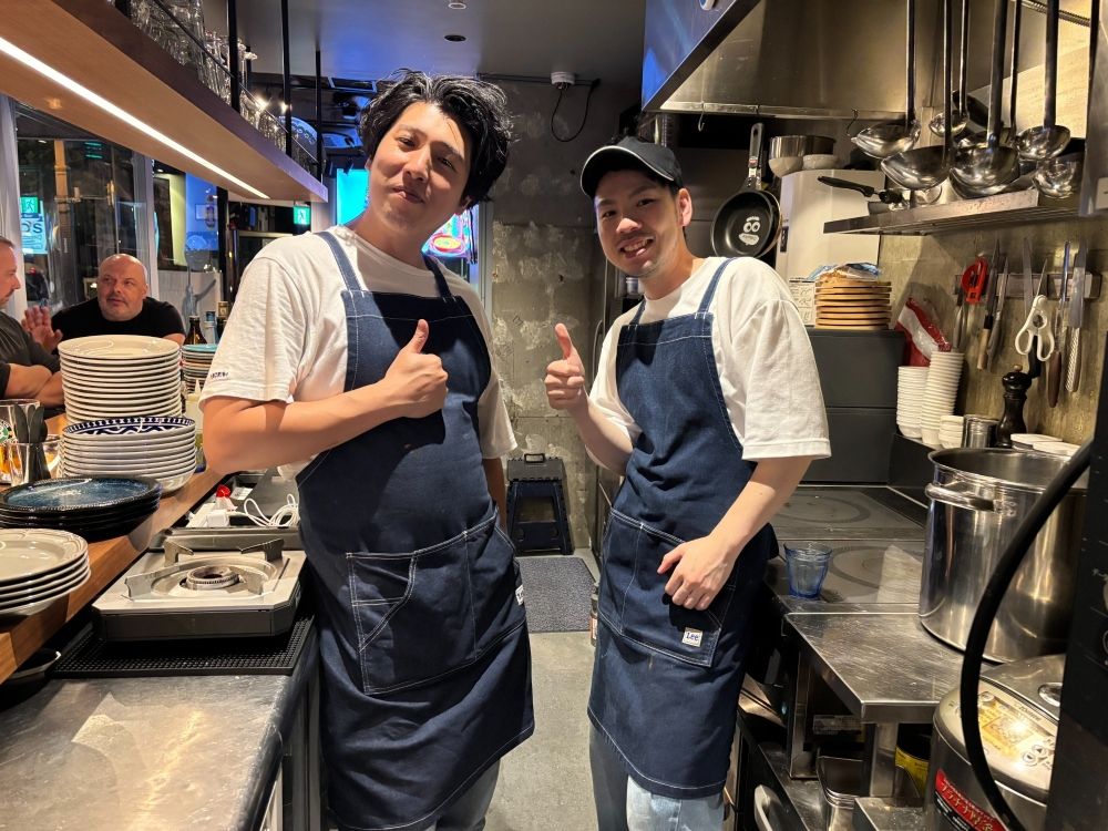 [Vamos trabalhar como funcionários em tempo integral] Equipe de culinária e loja de bares esportivos/Falantes de inglês são bem-vindos