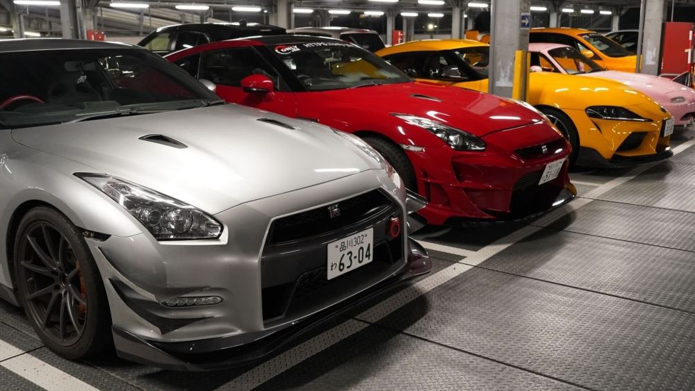 【社用車通勤OK】【高時給】JDMレンタカー店舗スタッフ（店長候補）