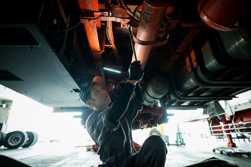 [Mecânico] Inexperiente OK/Torne-se um profissional de manutenção de caminhões/funcionário em tempo integral/bônus duas vezes por ano