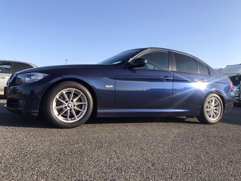 Equipe de manutenção de veículos