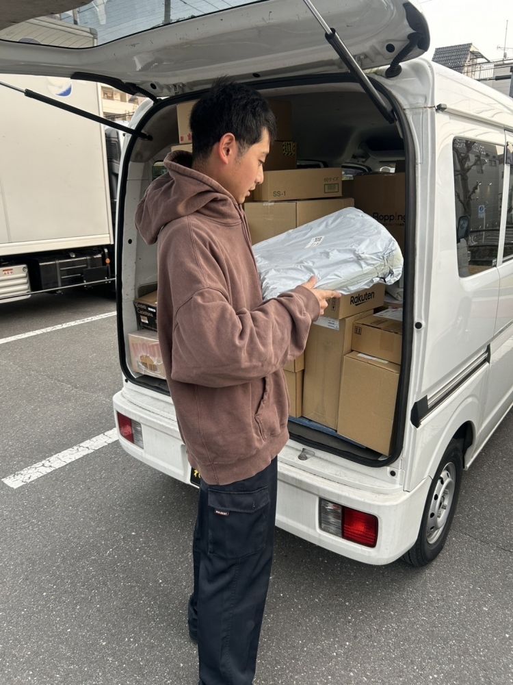 OK, se você tiver uma carteira de motorista [motorista de entrega], o sistema de comissão total/independência também é suportado @Saitama