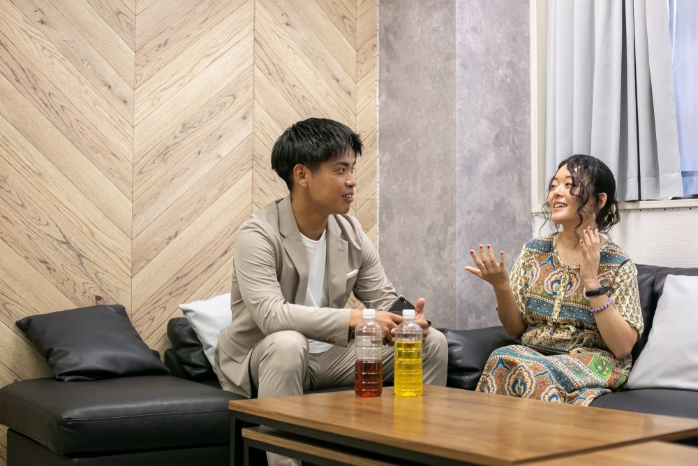 [Totalmente em casa] Trabalho de relações públicas e modelo para eventos do metaverso