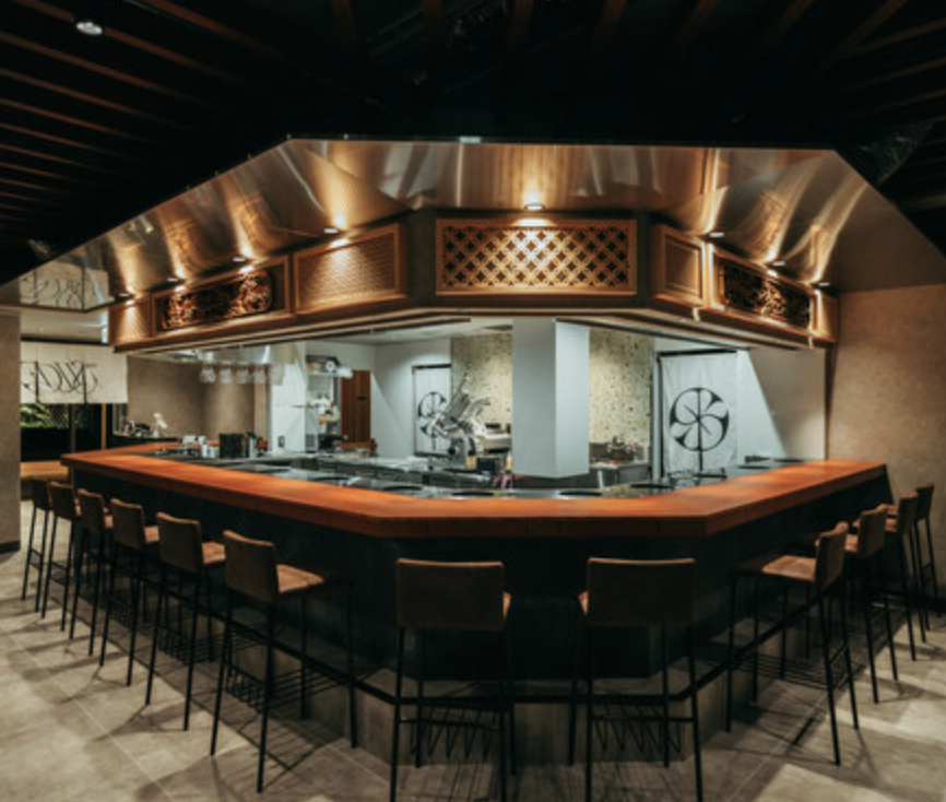 Inexperiente OK! Ingleses e estrangeiros são bem-vindos ◎ Refeições elegantes de carne em Omotesando