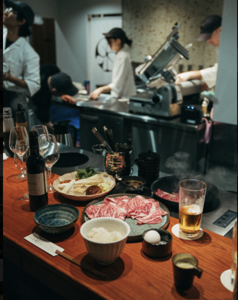 Inexperiente OK! Ingleses e estrangeiros são bem-vindos ◎ Refeições elegantes de carne em Omotesando