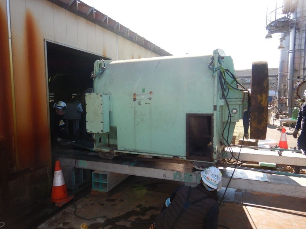 [Equipe de trabalho pesado (obras)] 2 dias de folga por semana (fins de semana de folga) /viagem de carro/motocicleta OK/inexperiente ◎