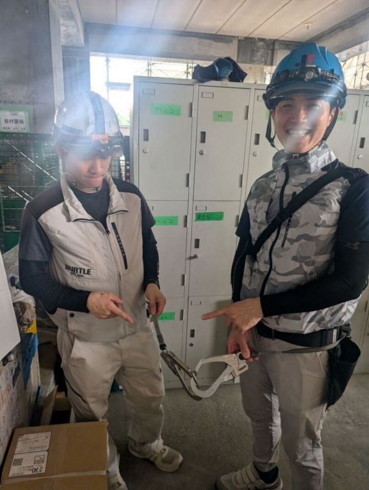 [Salário máximo mensal de 300.000 ienes] Equipe de construção de equipamentos/qualificada @in Tokyo