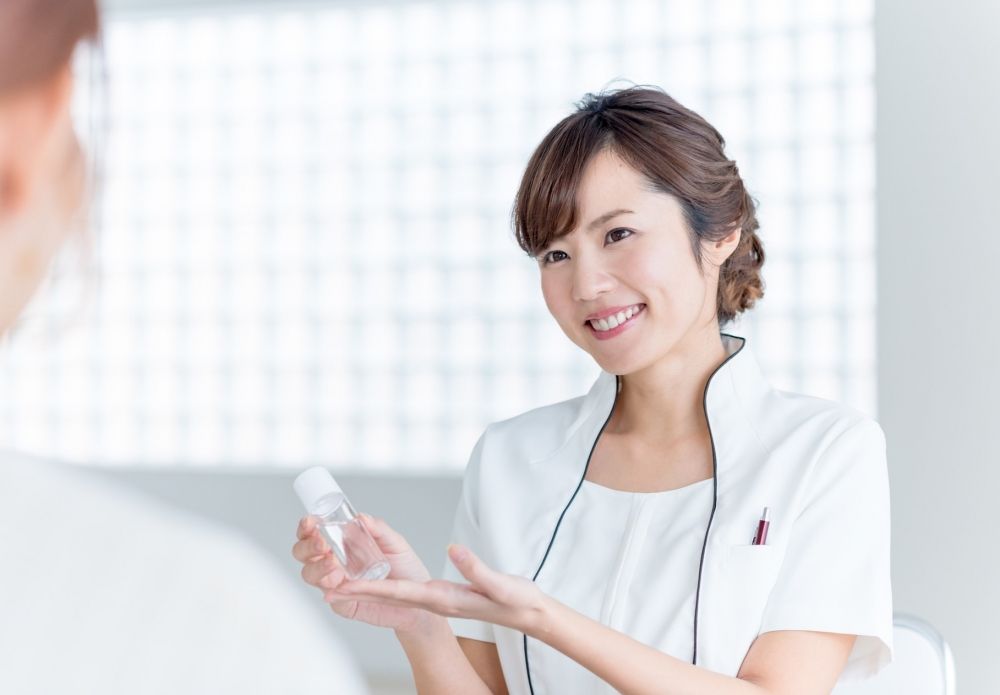 長期＊中国語通訳＊化粧品接客スタッフ＠阪急うめだ店（No.45105）