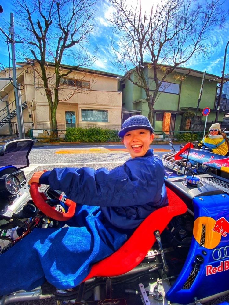 Guia turístico de kart ☆ carteira de motorista ☆ contratação ativa de estrangeiros ☆ Inglês obrigatório ☆ alto salário por hora de 1500 ienes