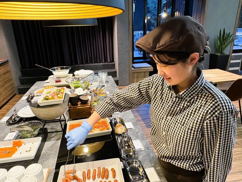 [Kanazawa] Sala de buffet de café da manhã do hotel/assistência culinária/trabalho somente do início da manhã até o meio da manhã ♪
