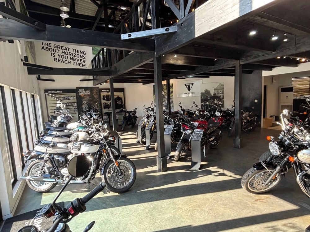 B【未経験OK/ボーナスあり/昇給あり/交通費支給】バイク整備のお仕事です