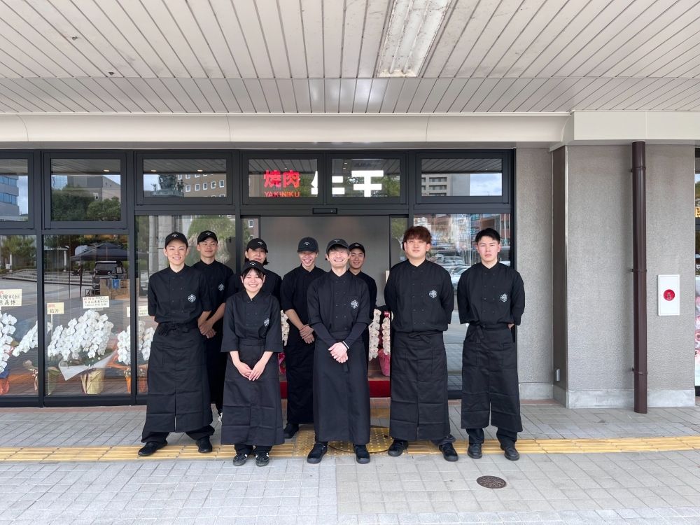 【鳥取本店】月給30万円以上可能/住居サポートあり/アルバイトからスタート