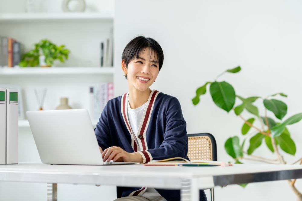 Fresh Flower Warehouse Office Staff / Sanbu-gun, Chiba / 1,400 per hour