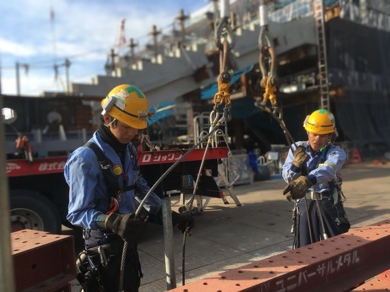 Full-time employees and foreign nationals welcome [Tokyo-based role, no experience required] Construction site staff (scaffolders) for renowned buildings