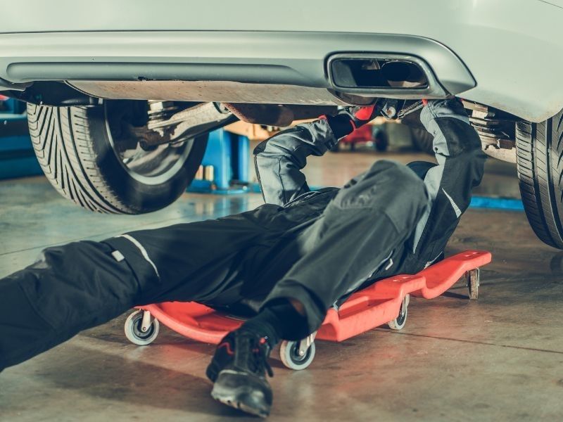 [Người sở hữu trình độ cơ khí cấp 2] Thợ cơ khí ô tô