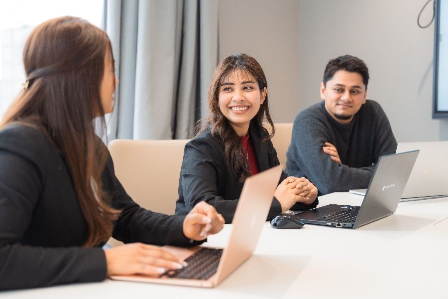 SNS와 온라인 광고를 통해 경력을 발전시키세요!디지털 마케팅 직무 긴급 채용