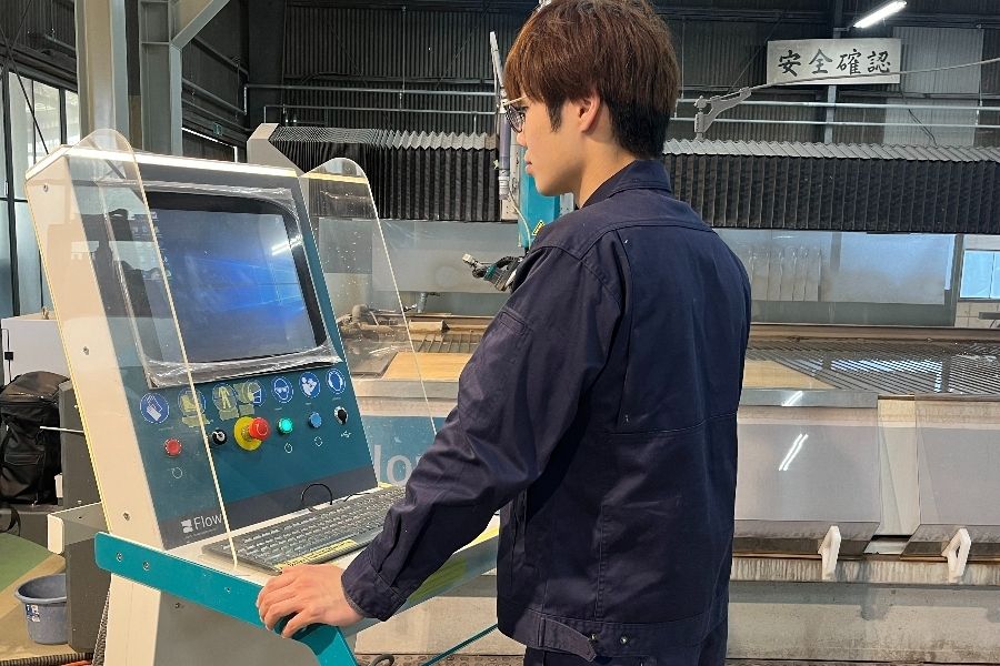 [家具制造] 外国人入学/提供工作津贴/提供午餐补贴/提供家庭津贴