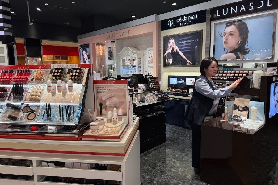 [Cố vấn làm đẹp] Đào tạo/Tiền thưởng tăng lương/Học tập dịch vụ khách hàng ổn định