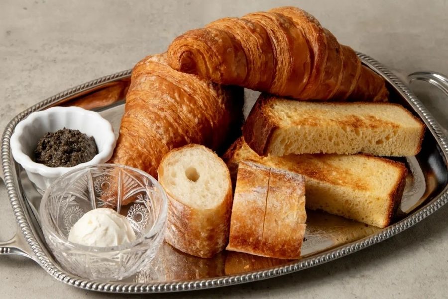 [欢迎没有经验的人] 就在惠比寿站旁边！寻找餐厅面包制作人员！有一个 makanai