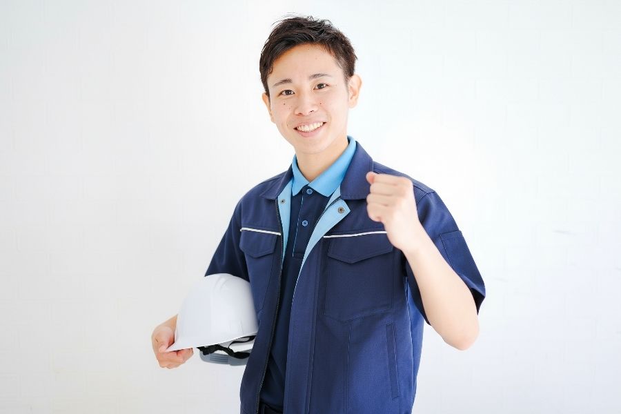 【工場での機械オペレーター】有資格者は時給アップ！無資格でもOK！寮費無料！