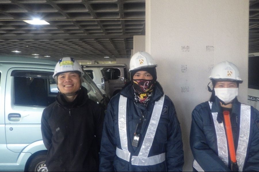 [Orientação de trânsito/suporte no local de engenharia civil] Trabalho a tempo parcial/pode trabalhar 2 dias por semana/fazer uso da carteira de motorista