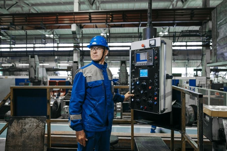 【冷暖房＆食堂完備】ガスメーターの組立・検査★車通勤OK/外国人も活躍中