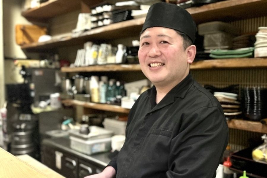 Experienced people are welcome [Restaurant hall staff] Close to the station/there is a permanent employee