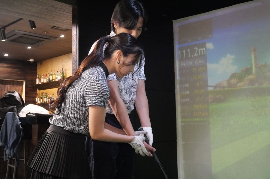 기온의 인기 실내 골프 & 바!일본어 일상 회화 레벨 필수!영어 대환영 ◎ 미경험자 환영