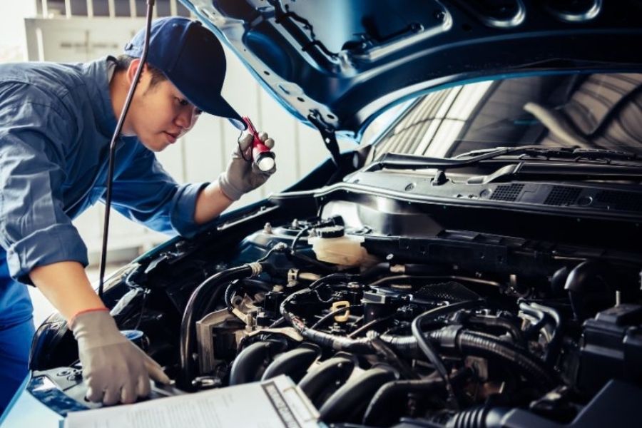 Hỗ trợ thợ cơ khí ô tô
