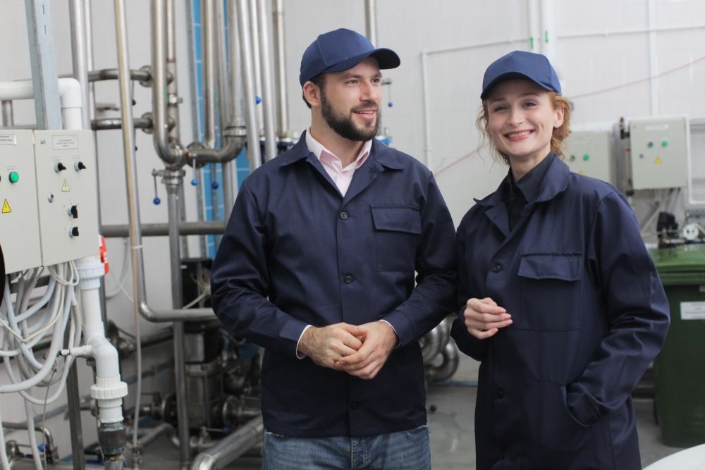 姫路市/時給1360円/大手の工場/機械オペレーター/5勤2休/未経験可