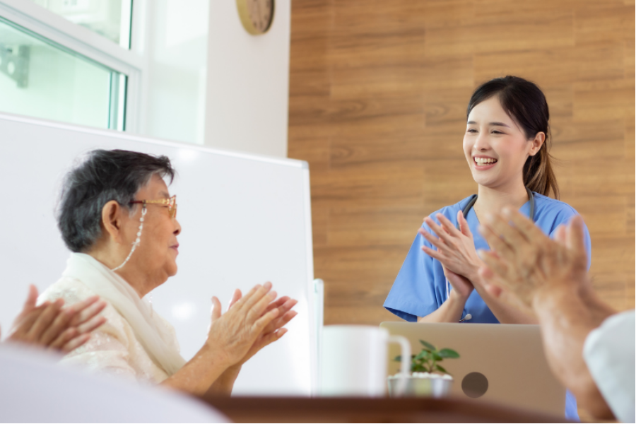 [Miyagi/Nursing] Penteado e cor de cabelo gratuitos! Unhas e barbas também estão bem!