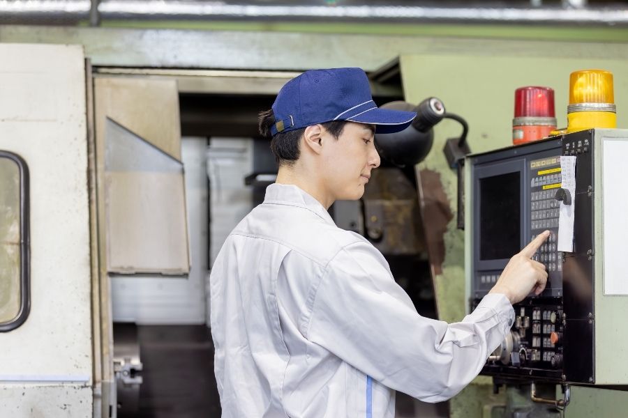 （埼玉県川口市）男性活躍中！工場で印刷用の部品をつくるおしごと！