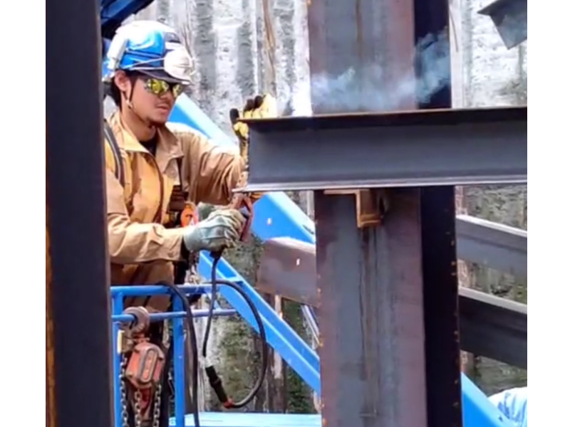 Lương hàng ngày: 13,000 yên ~/thiếu kinh nghiệm OK [nhân viên làm việc trên núi] không quá thời gian/làm việc ổn định