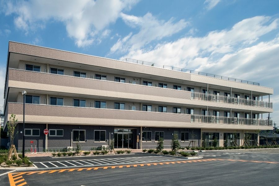 초임 직원 교육 자격을 활용할 수 있는 아르바이트 [노인 서비스 주택 간호 직원]