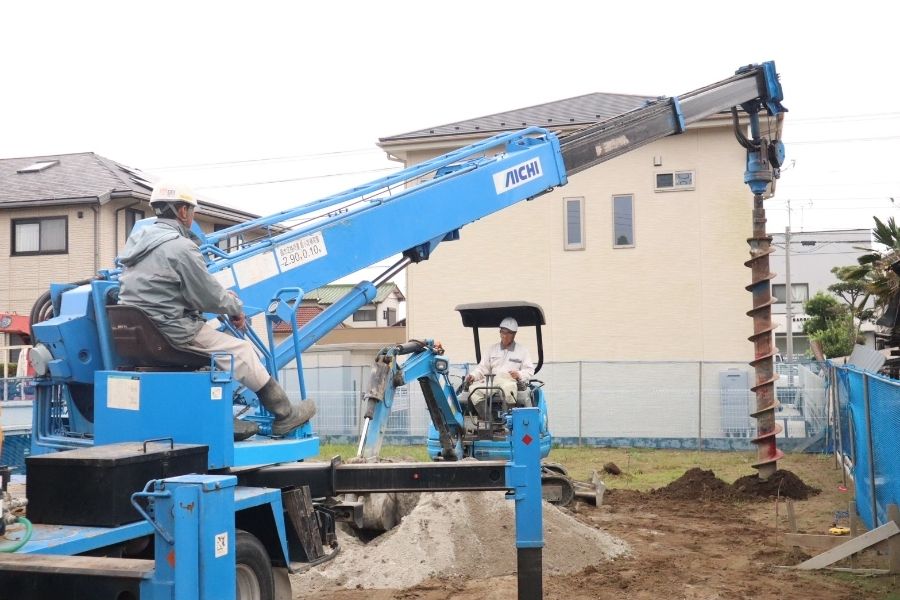 Inexperienced OK [construction work staff] Closed on Saturdays, Sundays, and holidays/can start with a high daily wage!