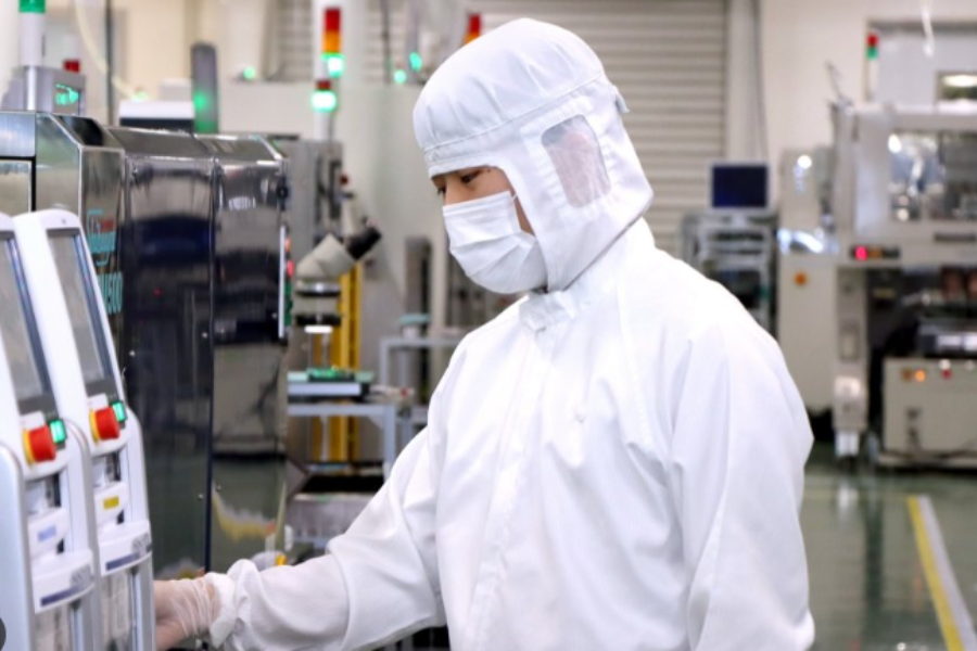 Fabricação de semicondutores/operador de máquina/inspeção em um local de trabalho limpo | 10 minutos de ônibus da estação Kozoji na província de Aichi