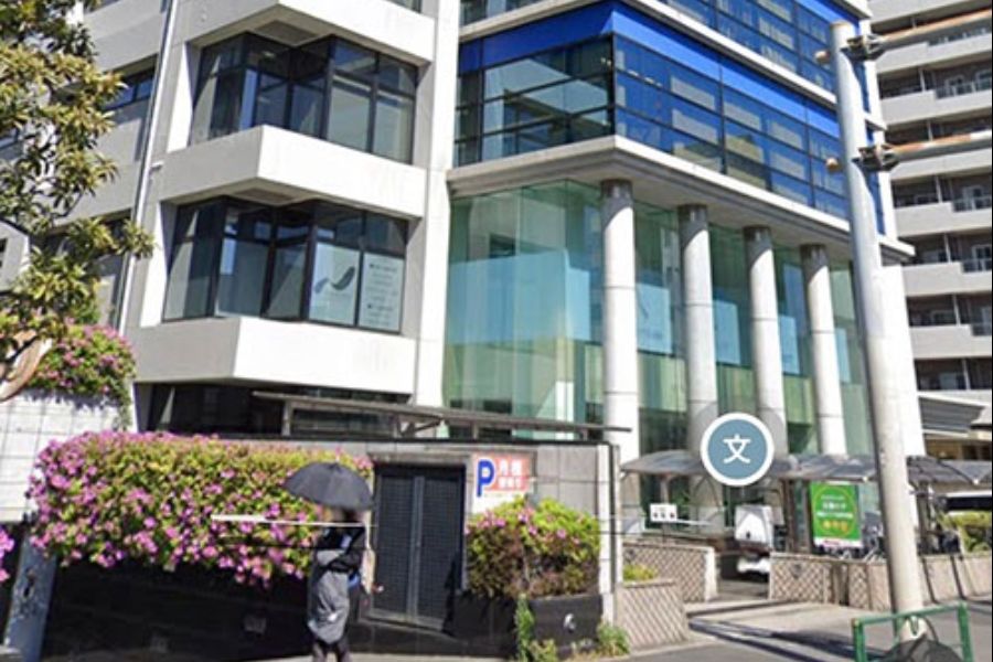 物流/时薪 1400 日元/从 13:00 开始/几乎没有加班费