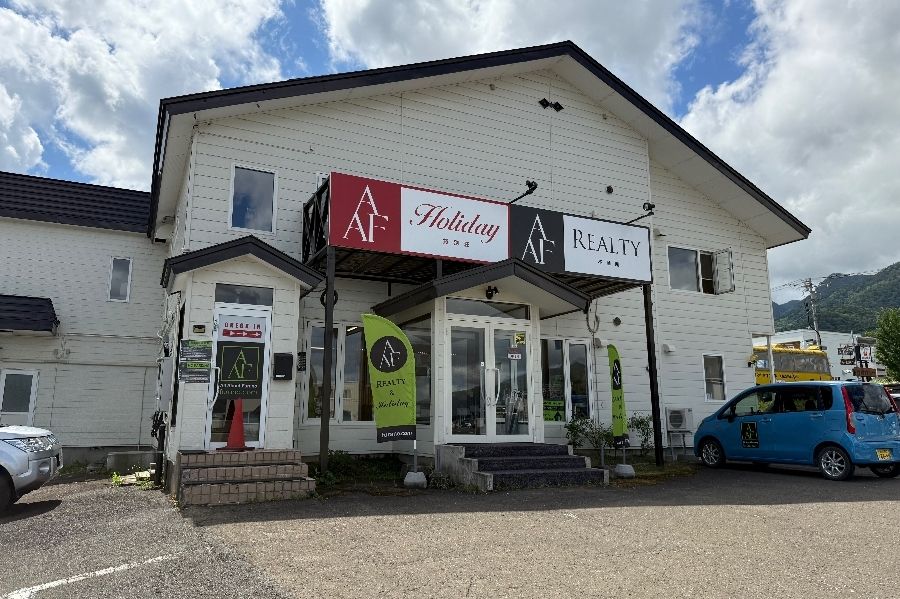 Villa cleaning staff