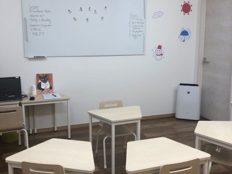 [Recruiting English speakers ♪] International students, housewives, and caretakers are welcome! English teacher jobs for kindergarten children and elementary school students