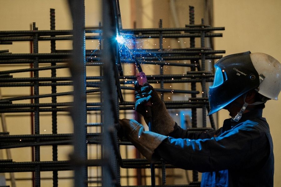 也欢迎有CAD经验的全职工厂员工 [钢筋加工操作员]，周六和周日不营业