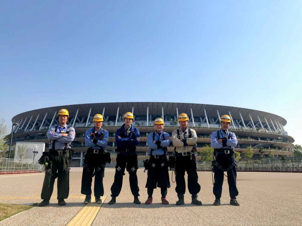 欢迎全职员工和外国人 [在东京工作/没有经验的OK] 现场工作人员建造著名建筑（飞行工作）