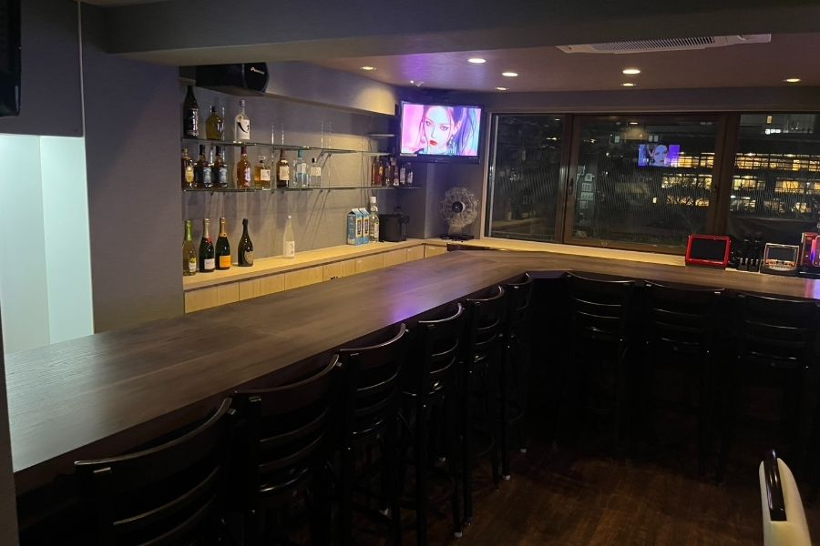[Girls bar where you can work using English] Foreign staff welcome | hourly wage 2000 yen+back available