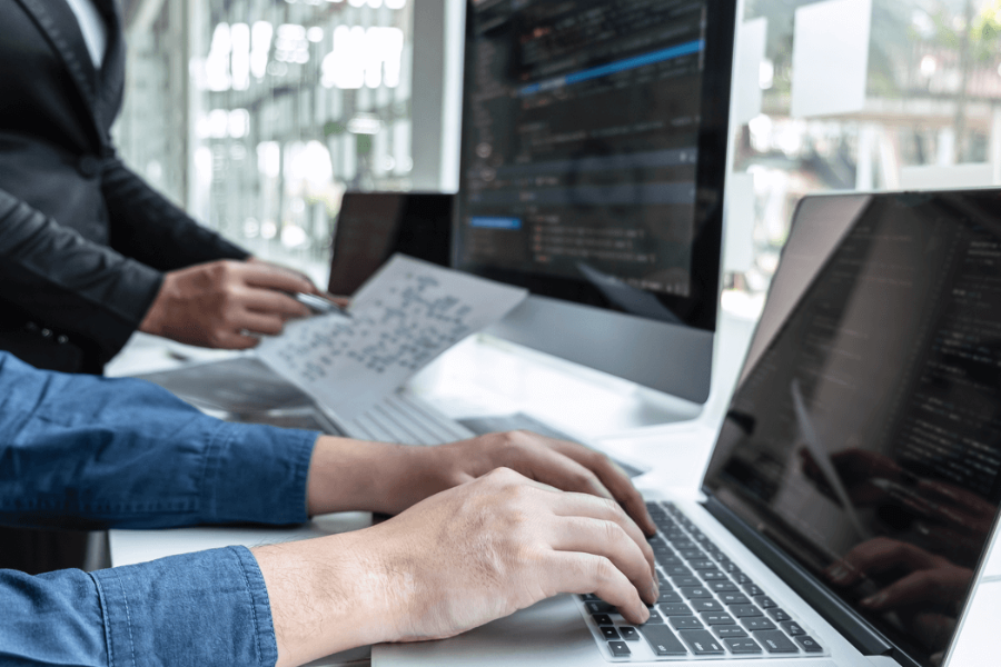 N2 e acima são bem-vindos [gerente de projeto DX] renda anual de 8 milhões de ienes a 15 milhões de ienes